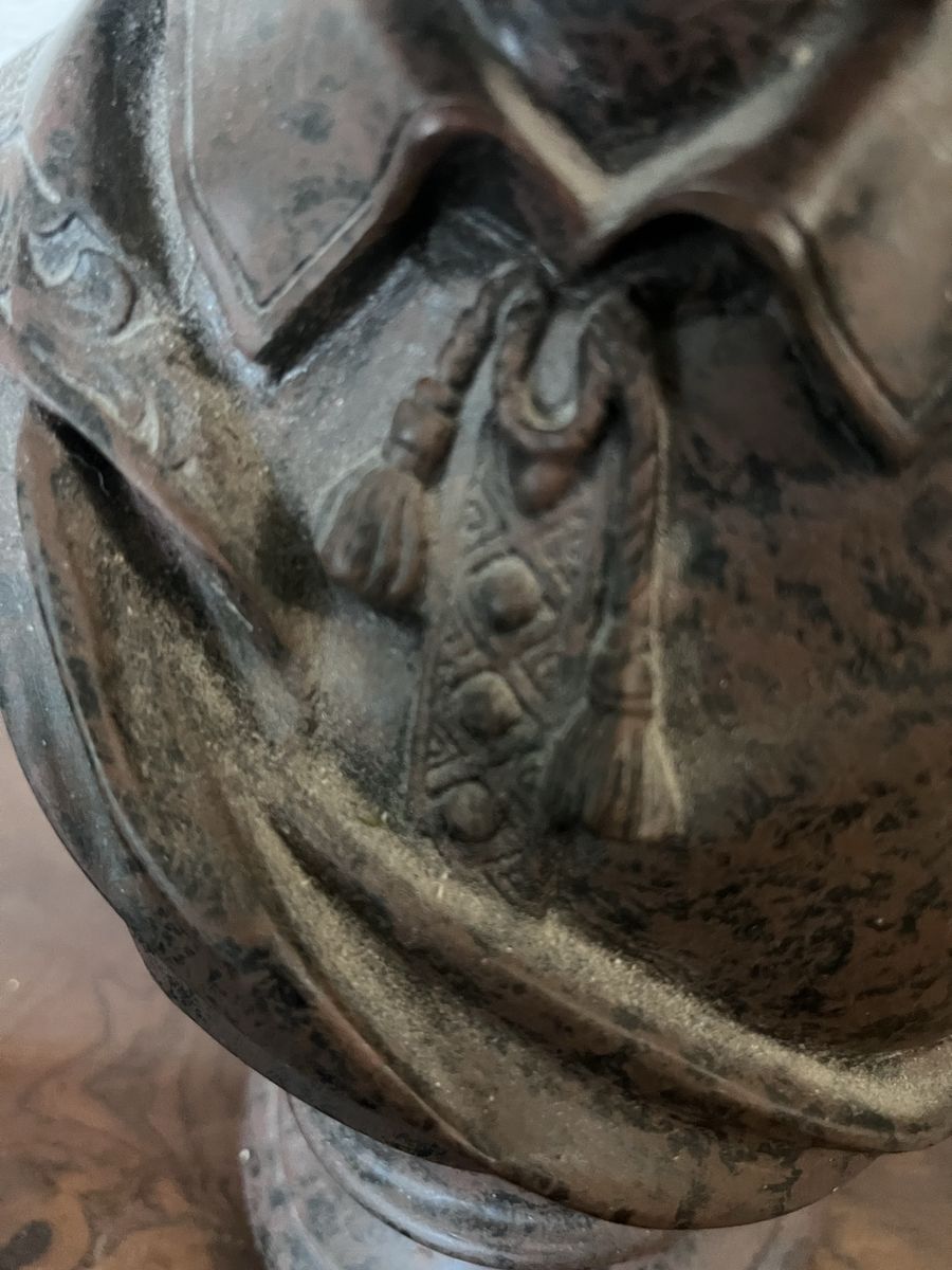 Main image 3
