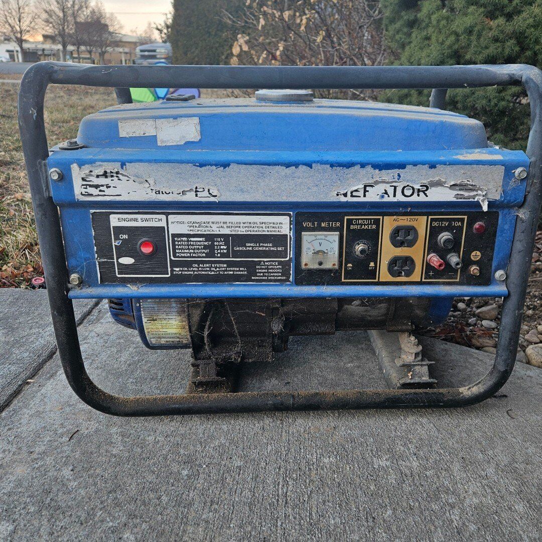 Chicago Electric 2,200 w generator