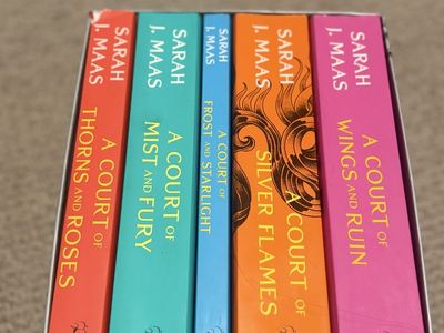 A Court of Thorns and Roses