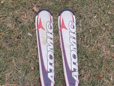 155 cm Atomic Downhill Skis Adjustable Bindings