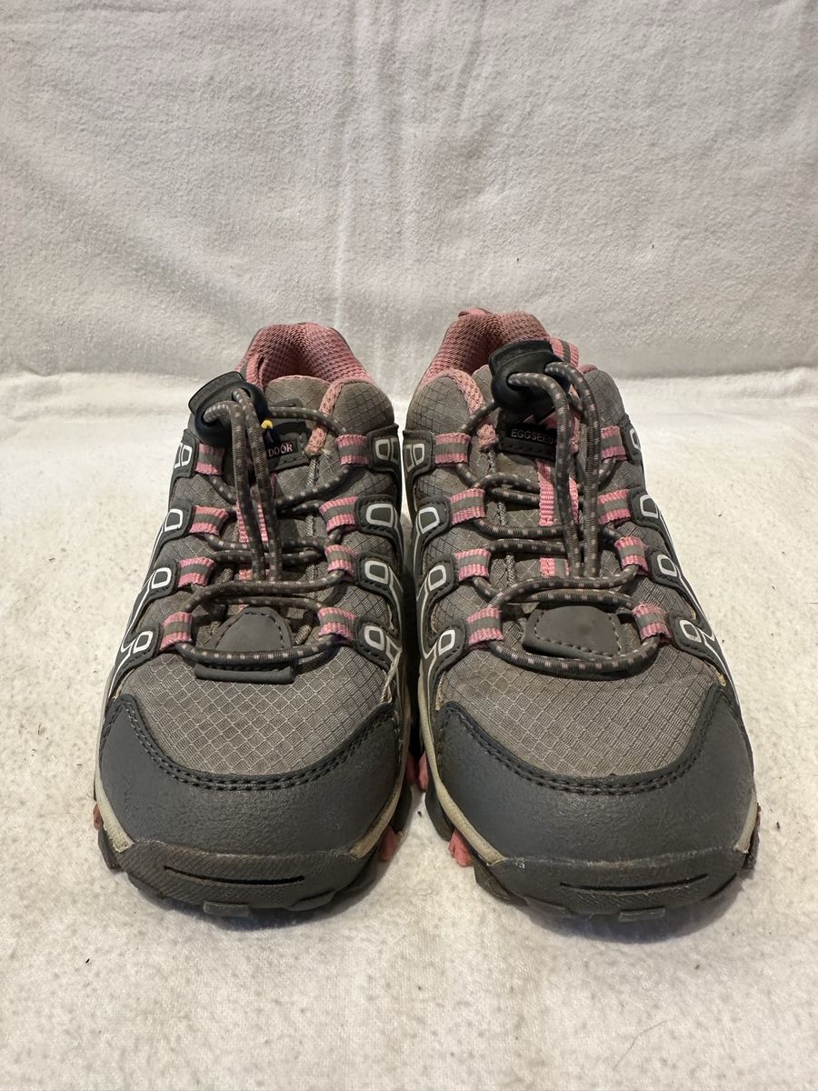 Eggseed toddler size 11 gray/pink trim, hiking shoes