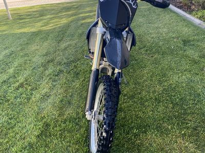 2015 rmz250
