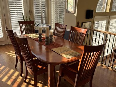 Solid Maple Hardwood Dining Room Table and Chairs