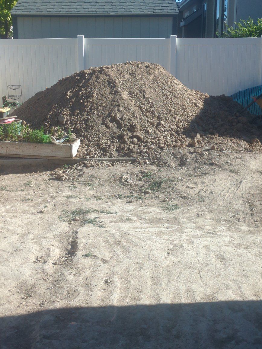 Free dirt. come and get it