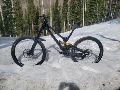 Specialized Demo 8 carbon