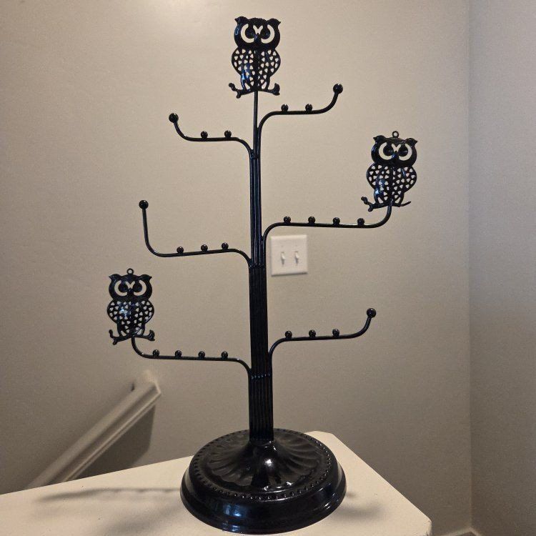 Jewlery holder