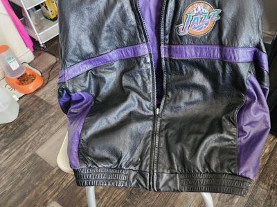 Vintage Utah Jazz NBA Leather Jacket Black Purple NBA Logo size 2xl