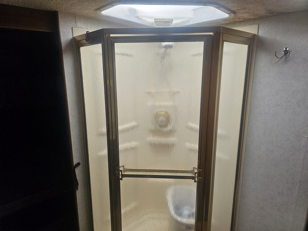 Main image 30