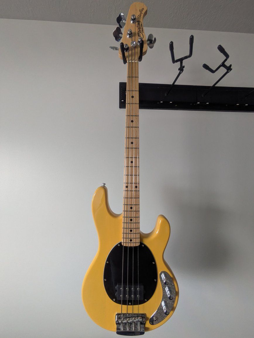 Classic Stingray Ray24A Sterling by Musicman Bass