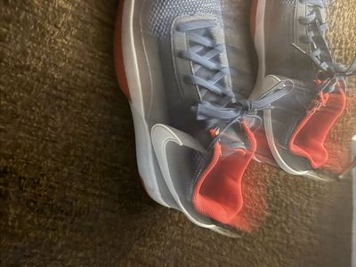 Good but a little worn ja size 12