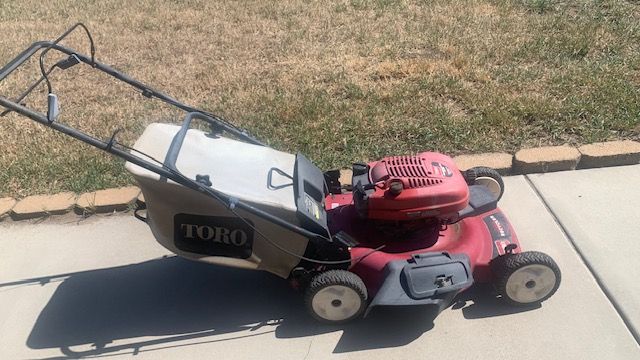 Toro 22" self Propelled 6.5hp