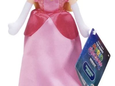 The Super Mario Galaxy Movie 9 inch Plush Figure Princess Peach New