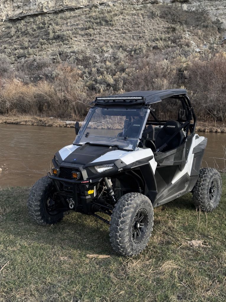 Clean 2017 RZR 900S