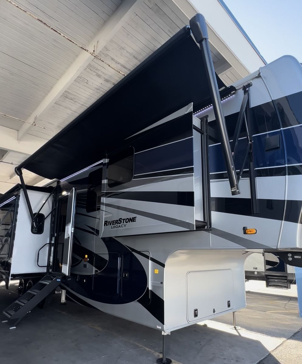 2023 Forest River Riverstone 442MC