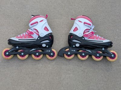 Girls' adjustable inline skates