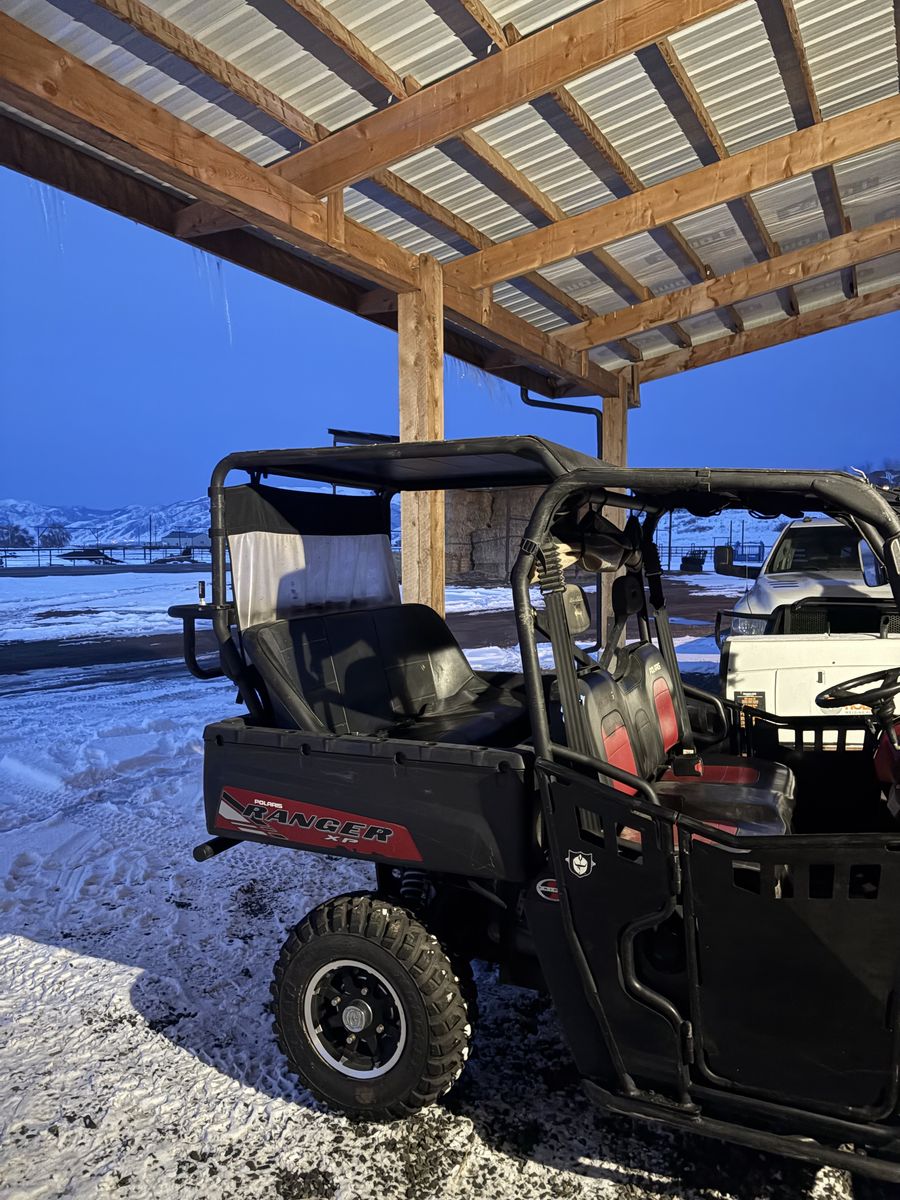 Ranger bed cover and jump seat