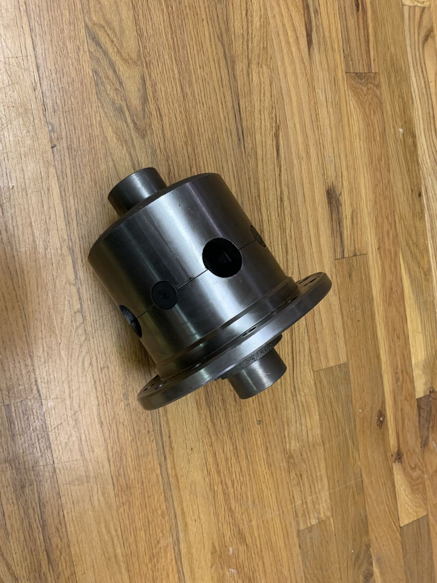 Yukon Gear and Axle Dura Grip Limited Slip Positraction Ford 10.25 in. and 10.5 in. Diffs 35 Spline Yukon YDGF10.25-35-1