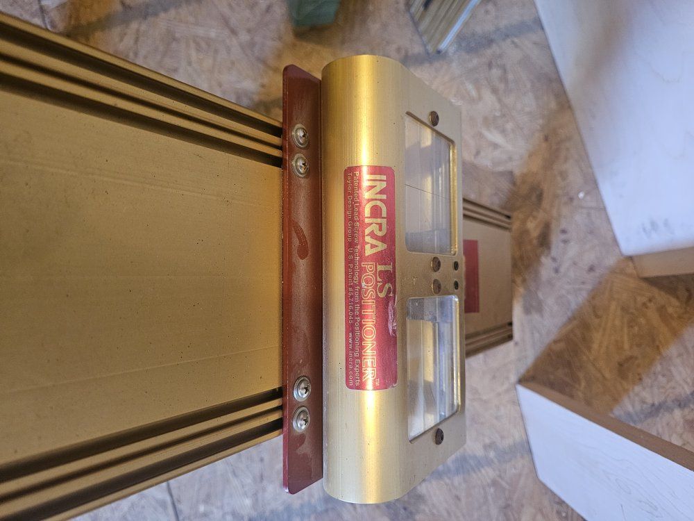 INCRA TABLE SAW FENCE 52"