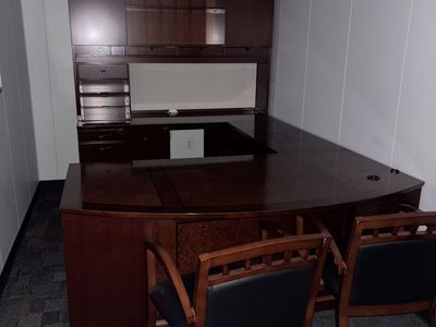 Executive Desk Set with Chairs
