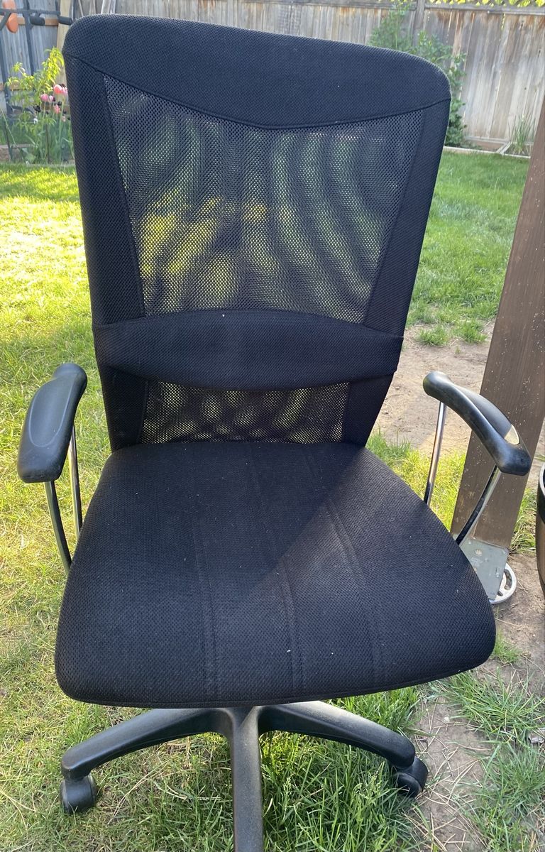 Office Chair (Black)