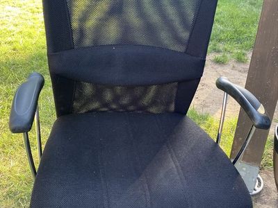 Office Chair (Black)