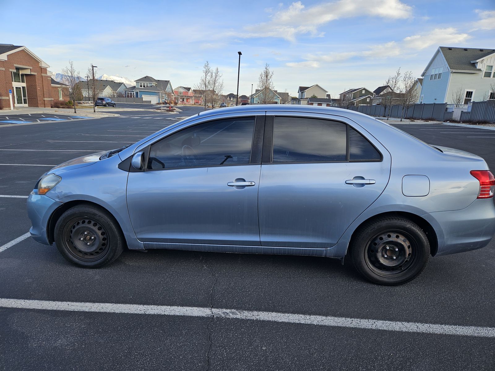 2010 TOYOTA YARIS Base