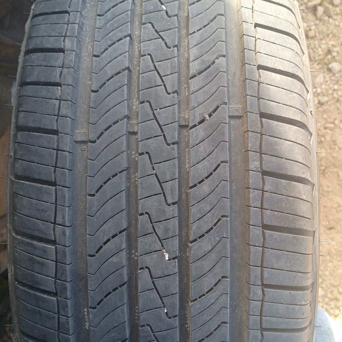 1 225/60R17 Cooper Endeavor Plus all season 99%