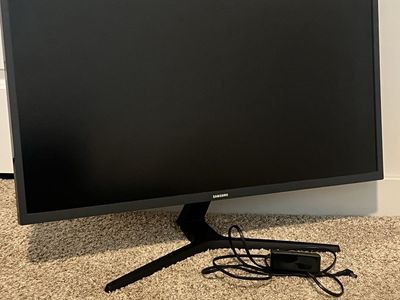 Samsung 31.5 inch 4K Ultra HD Monitor