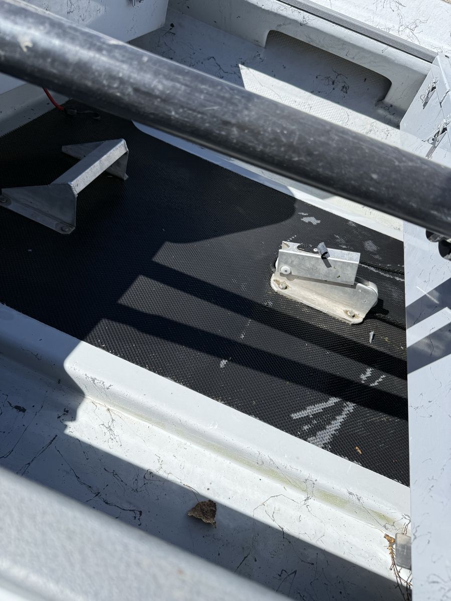 Main image 8