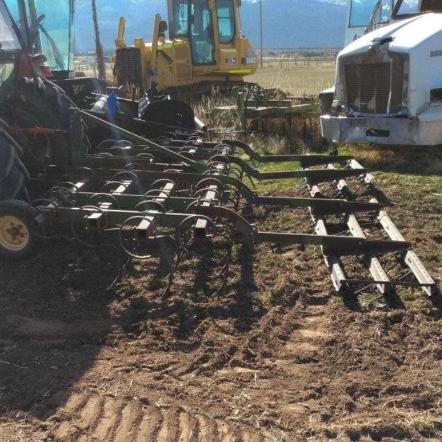 John Deere 960 Danish harrow with drag