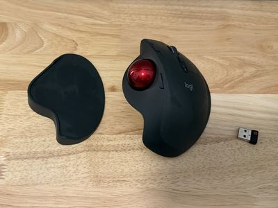 MX Ergo Plus w/Ergo Stand & Elgato Trackball