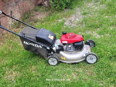 Honda lawn mower self propelled.
