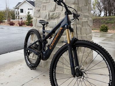 Orbea Rise M10 Carbon E-bike