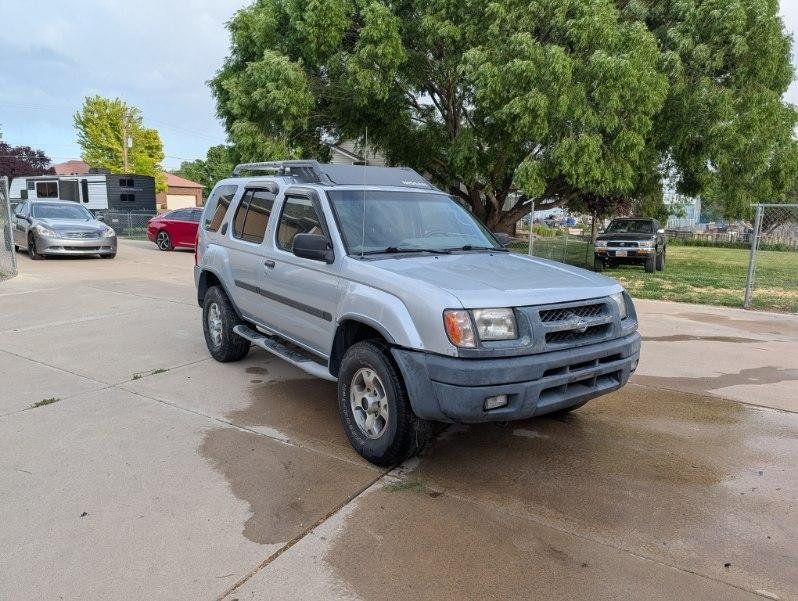 2000 Nissan Xterra SE 4x4 5spd