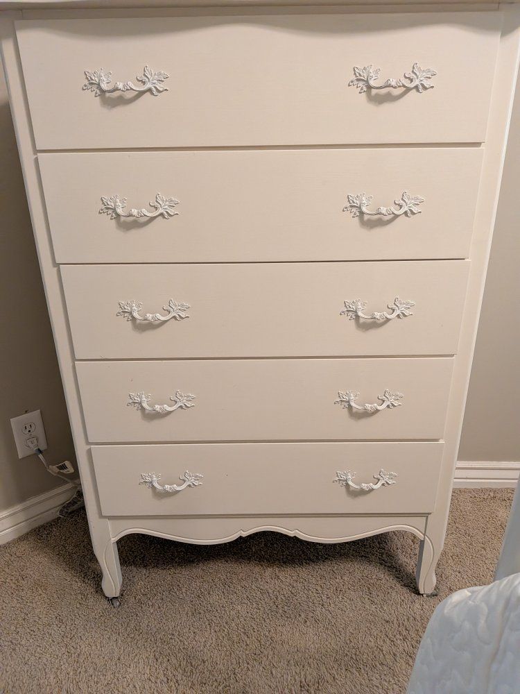 Elegant French Provincial Tallboy Dresser - 5-Drawer Chest, Off-White, Ornate Hardware