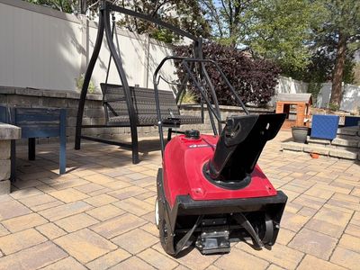 Honda HS 520 Snow Blower
