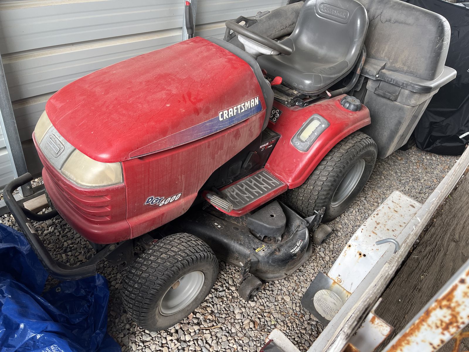 27 HP Craftsman DGT 6000 Garden Tractor plus 5 implements
