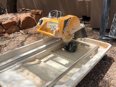 Felker tile saw
