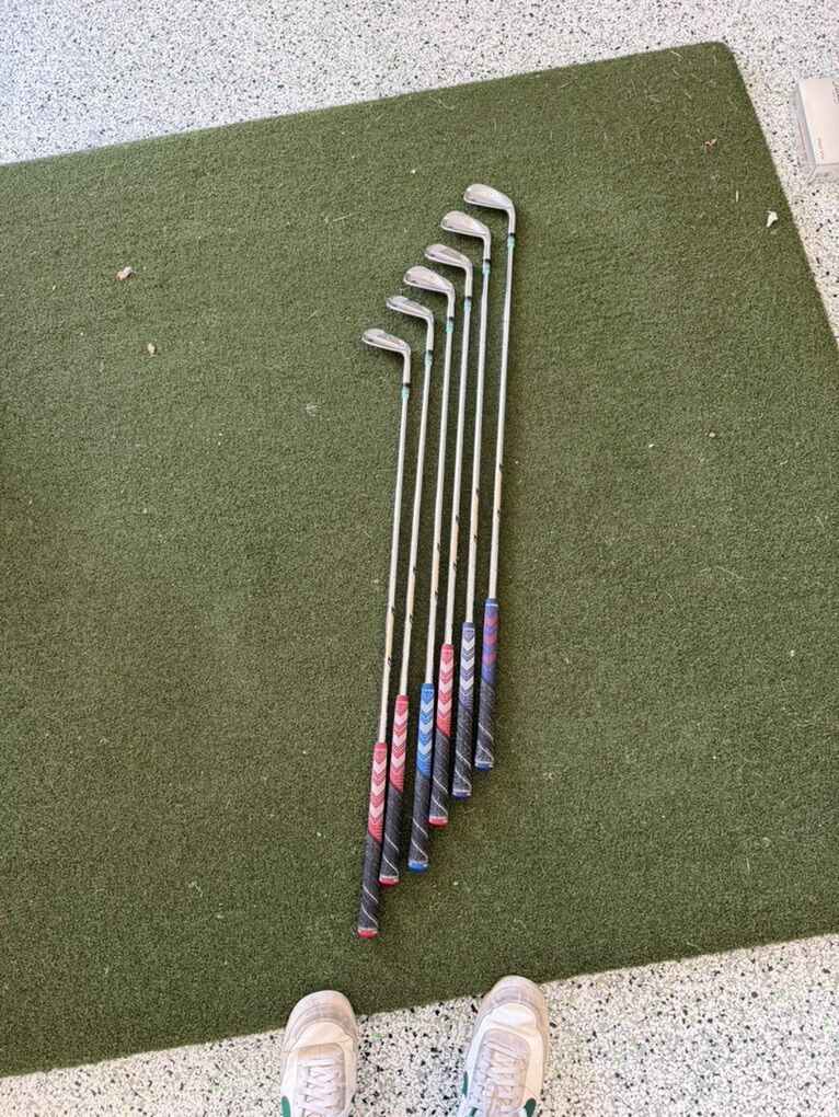 NewLevel 5-PW Dynamic Gold Shafts