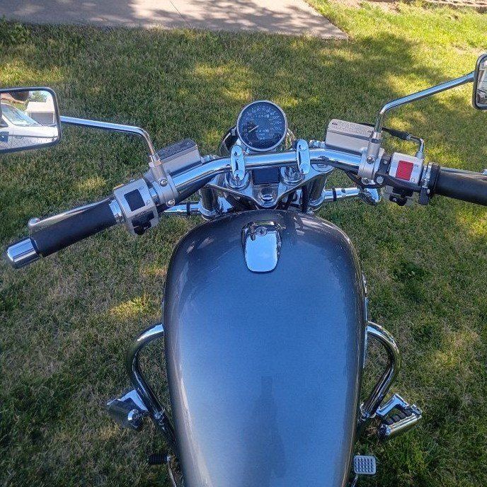 Suzuki VS 800 2009 Boulevard  Motorcycle with Saddlebags
