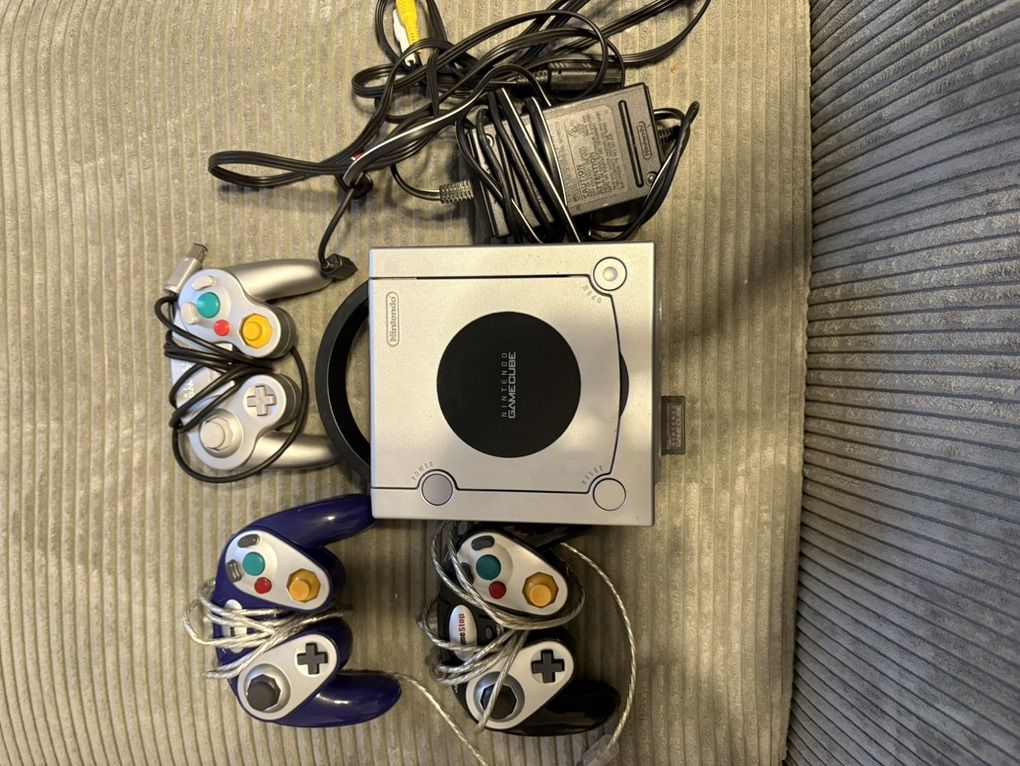 Gamecube/games/console/electronics/controller/