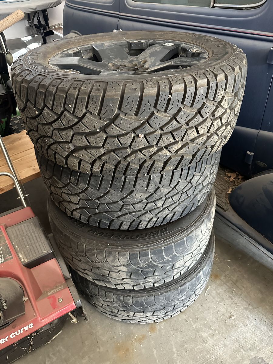 20inch XD KMC Rims And Tires 275/55R20