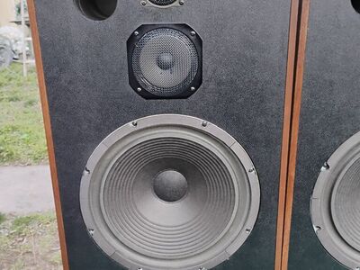 Vintage DKD12, 3 Way Speakers