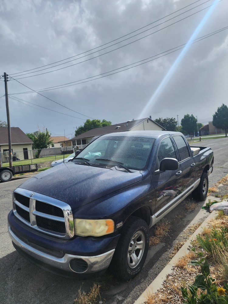 2004 Dodge Ram 1500 LT