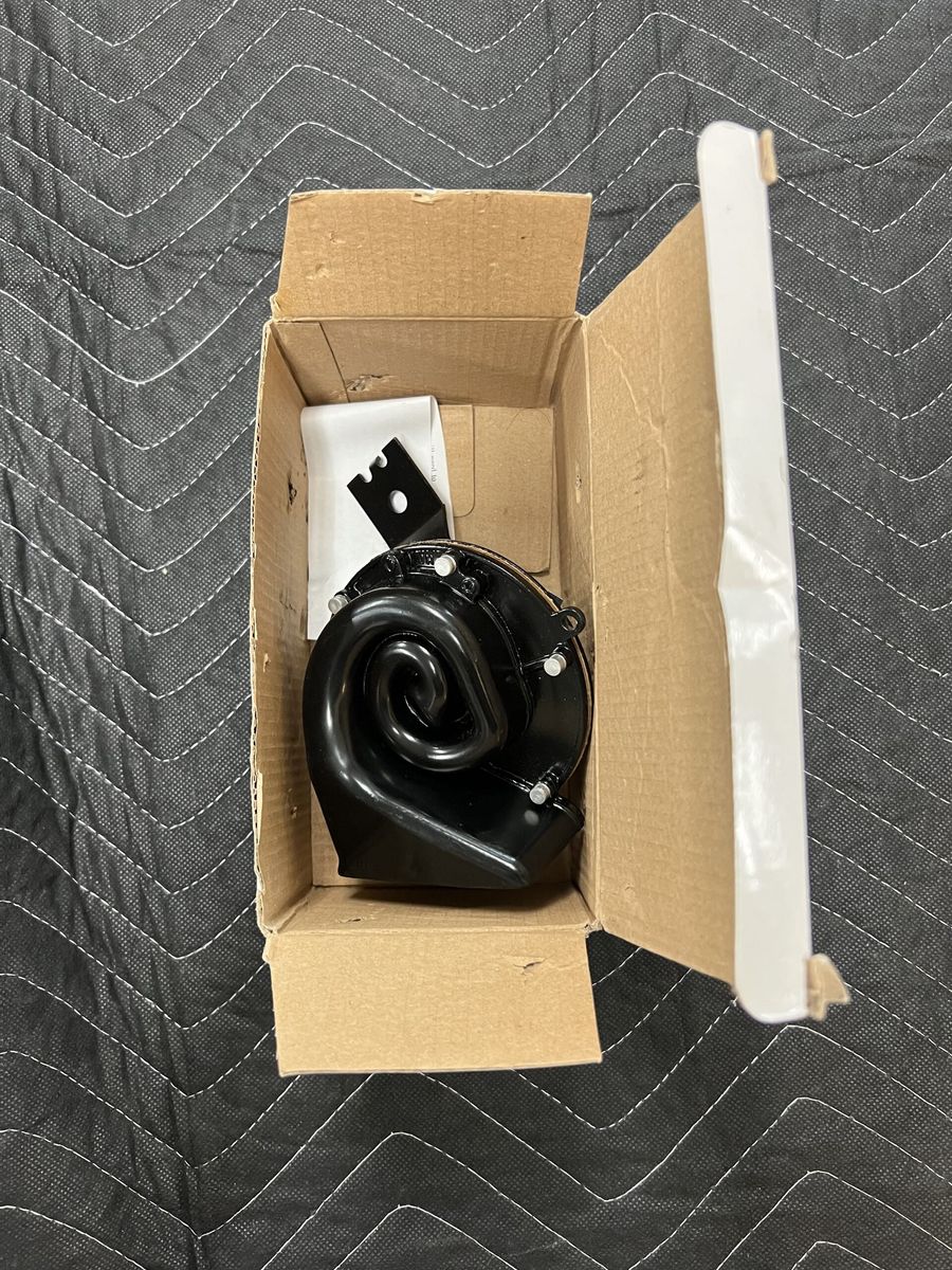 Mustang Horn High Assembly