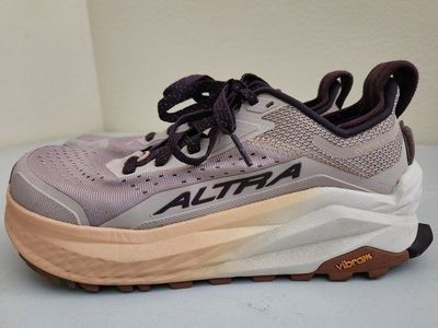 Altra Women's Olympus 6 Trail Shoes, Size 8, Like New