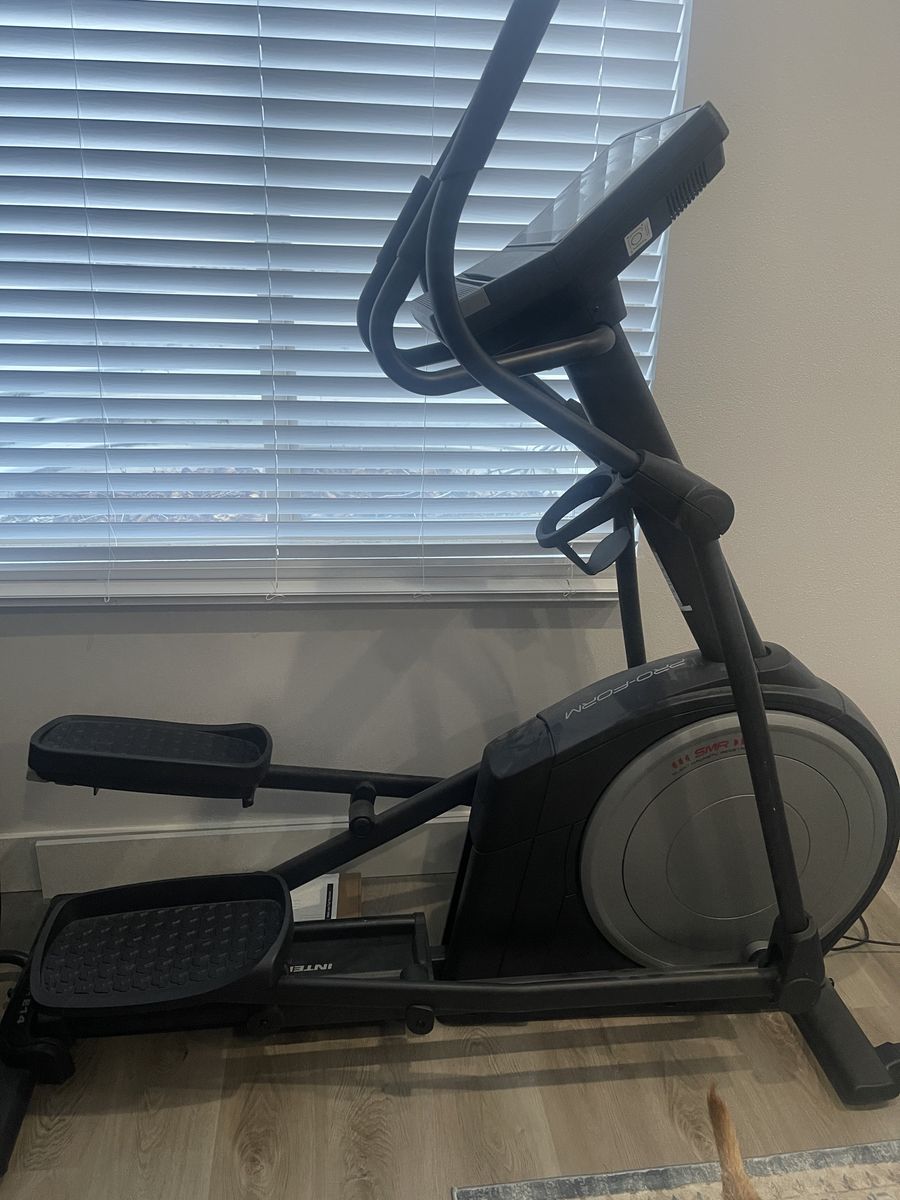 Pro Form Trainer E 14 Elliptical