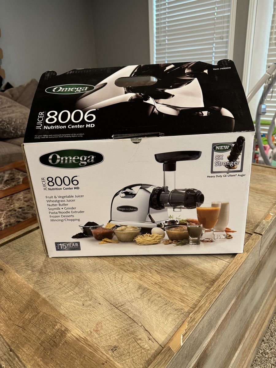 Omega 8006 Juicer
