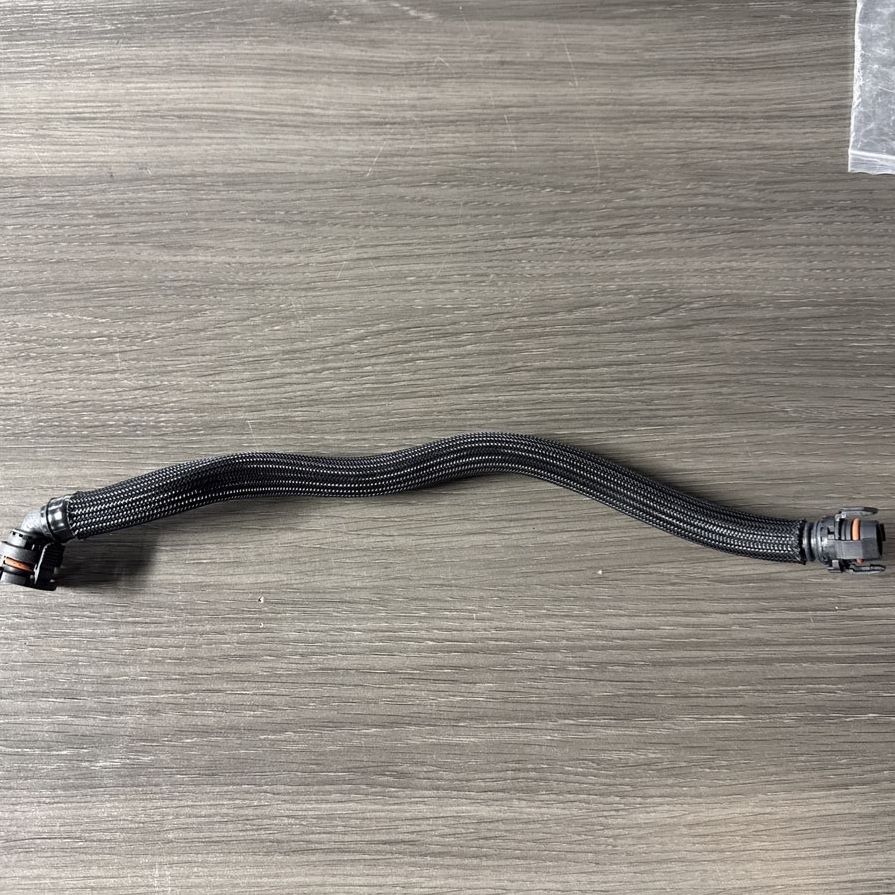 Crankcase Vent Hose Gates