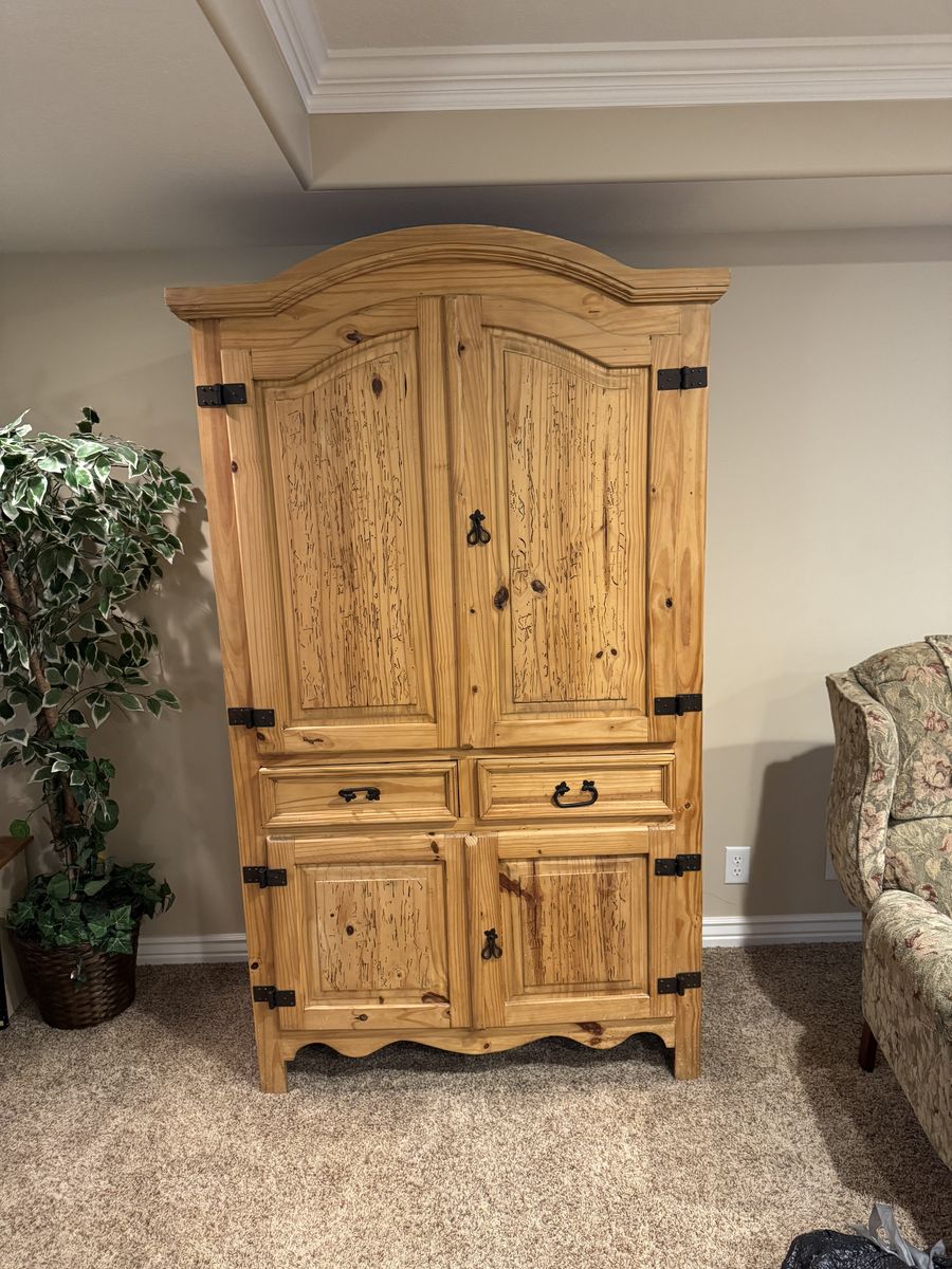 Armoire (Rustic Pine)
